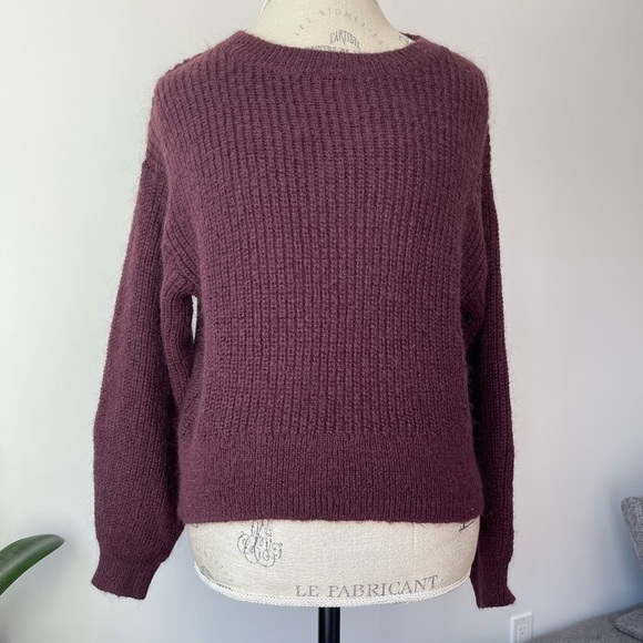 Oversized burgundy knitted sweater 
Size: XS - Picture 2 of 7